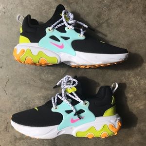 NIKE SHOES *LIMITED EDITION*